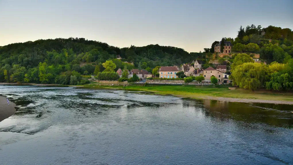Limeuil | Villages in the Dordogne | La Perle de Domme