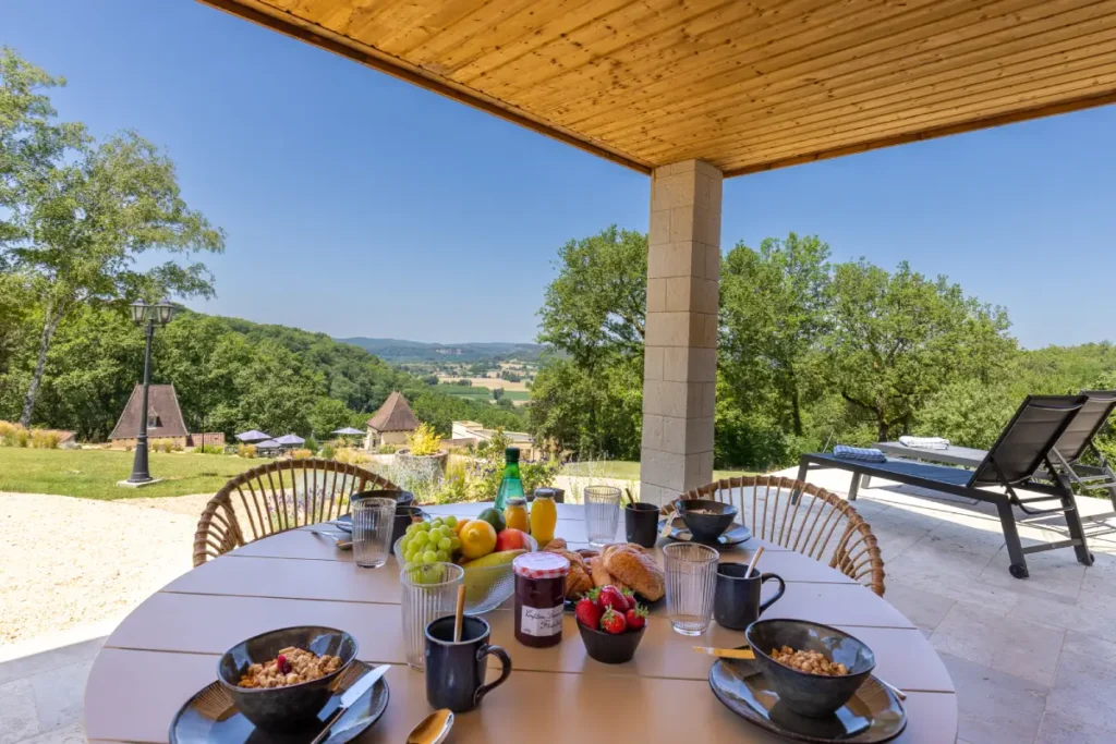 breakfast at villa la perle de domme france